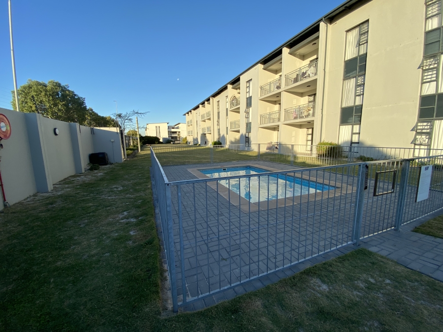 2 Bedroom Property for Sale in Parklands Western Cape